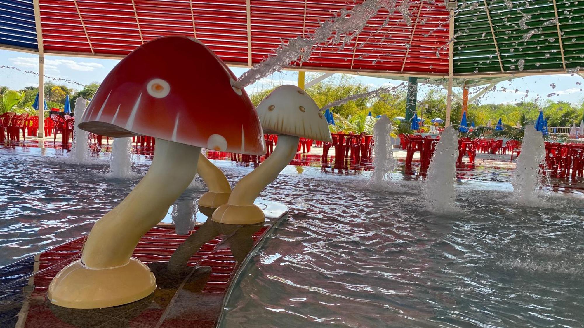 Spazzio Diroma Com Acesso Ao Acqua Park, Splash E Slide กัลดัสโนวัส ภายนอก รูปภาพ